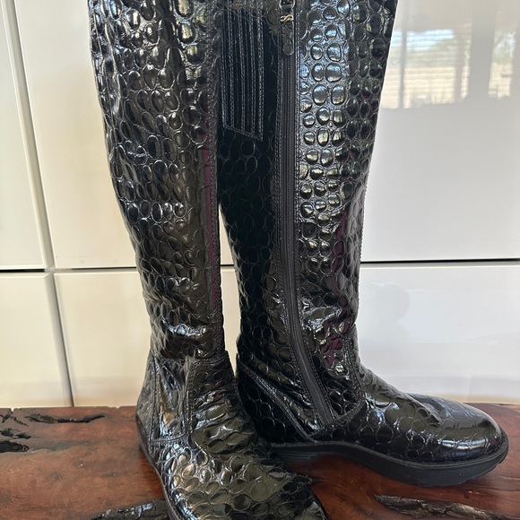 Kalso Earth Shiny Alligator Skin Pattern Boots size 6.5 Women black Mid-Calf - Picture 1 of 16
